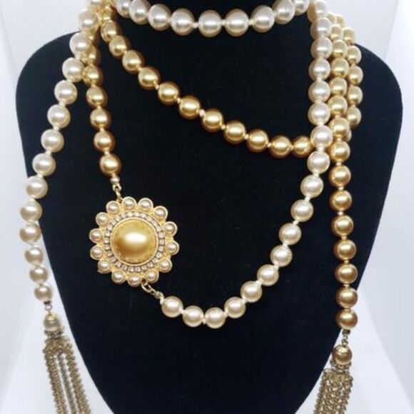 Vintage Faux Ivory & Champagne Pearls - Picture 1 of 5
